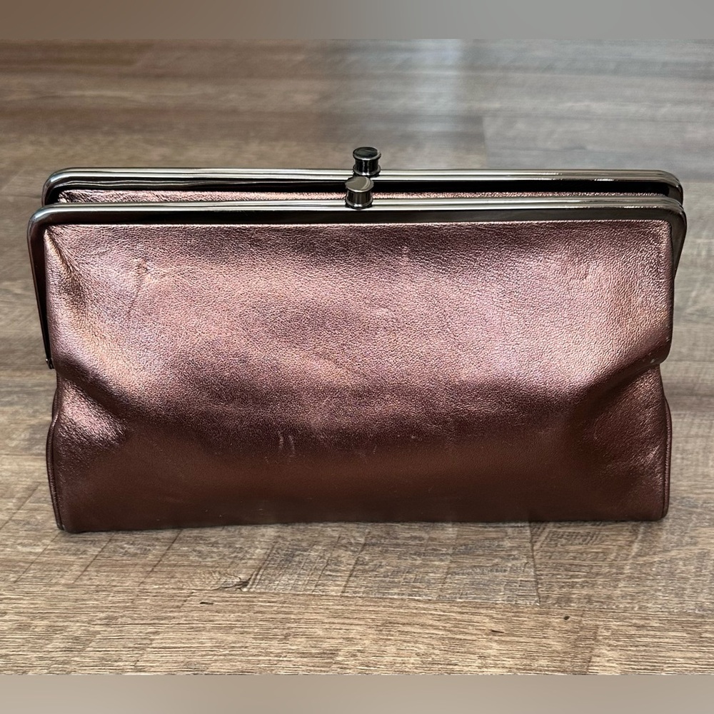 HOBO 11” Lena (XL Lauren) Magnetic Clutch - Metallic Copper Brown Leather